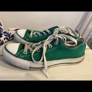 Green Converse all star low-top